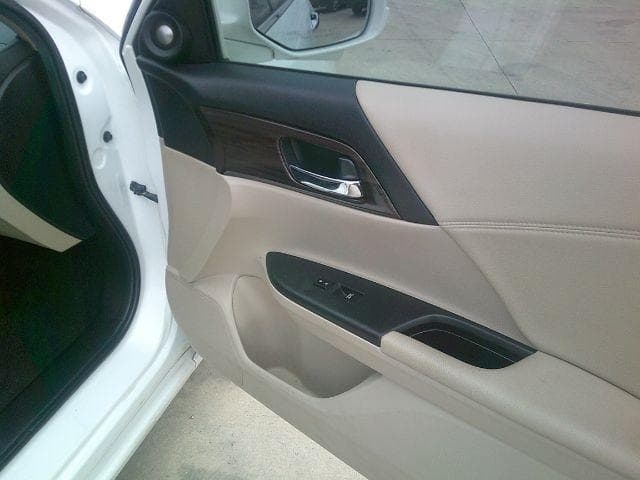 2016 HONDA Accord - Image 7
