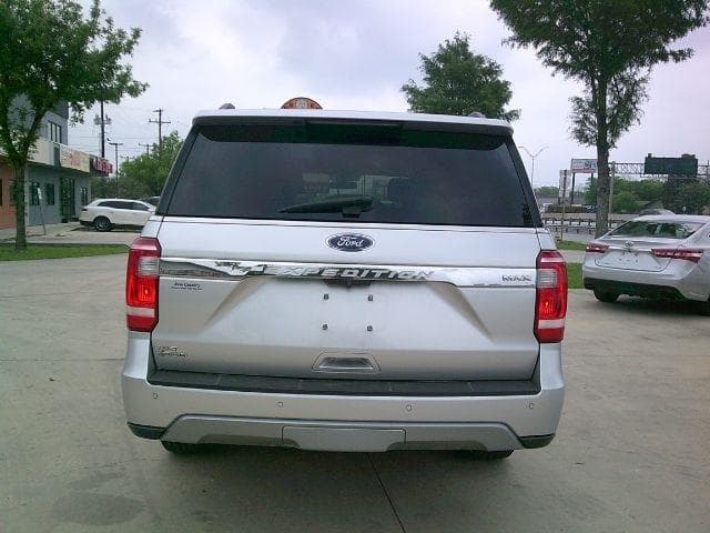 2019 Ford Expedition - Image 5