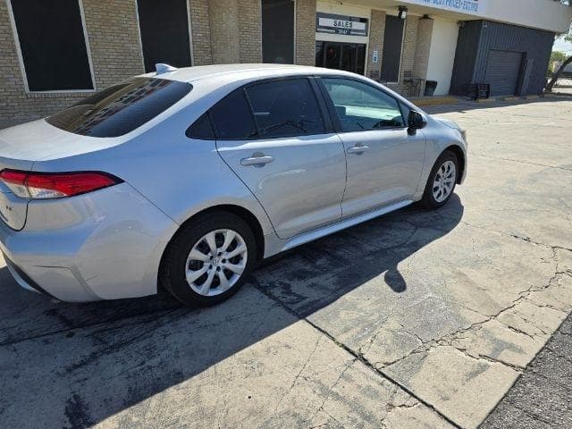 2022 TOYOTA Corolla - Image 3