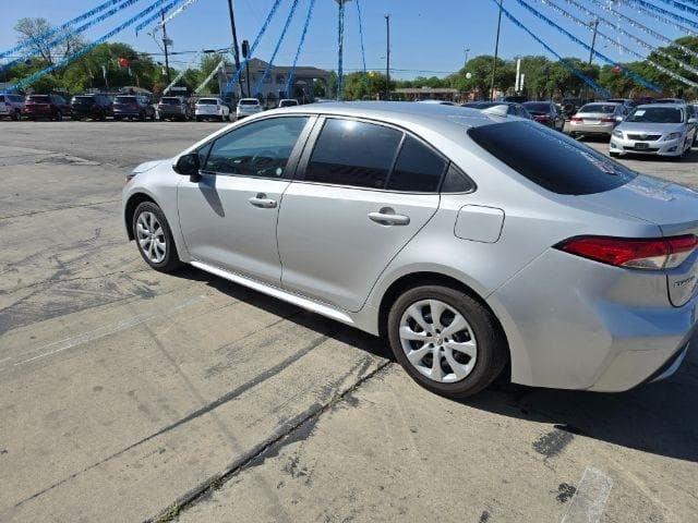 2022 TOYOTA Corolla - Image 4