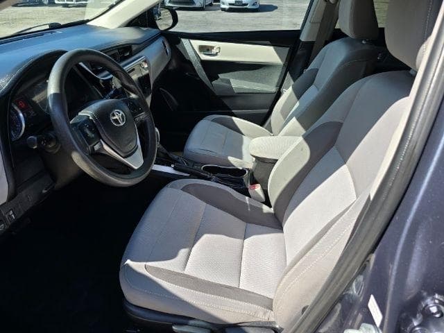 2017 TOYOTA Corolla - Image 6