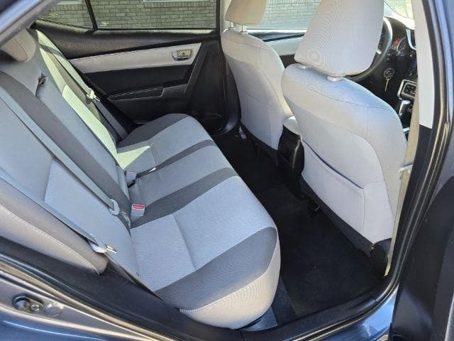 2017 TOYOTA Corolla - Image 8