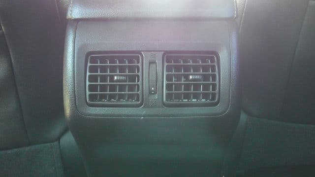 2016 Toyota Camry - Image 10