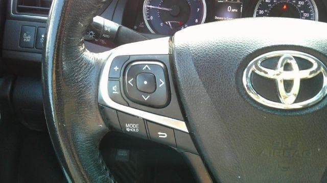 2016 Toyota Camry - Image 15