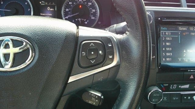 2016 Toyota Camry - Image 16