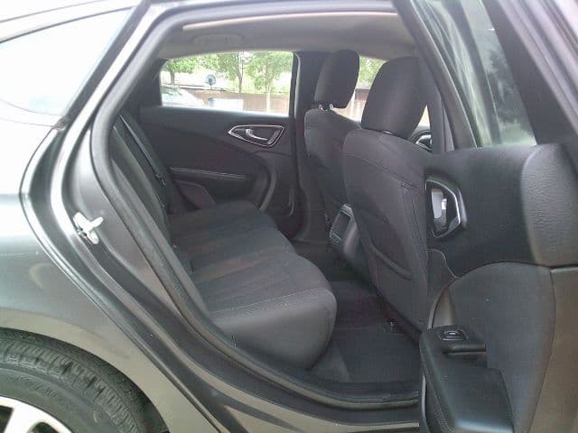 2016 CHRYSLER 200 - Image 8