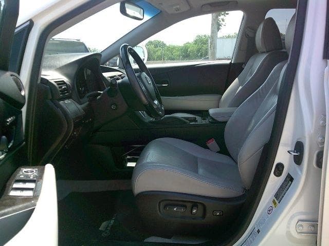 2013 LEXUS RX - Image 12