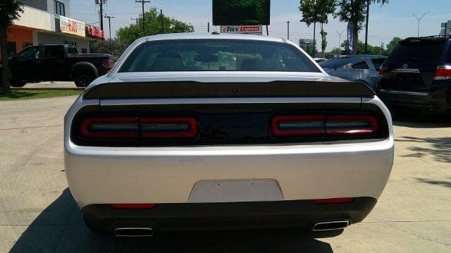 2022 Dodge Challenger - Image 5