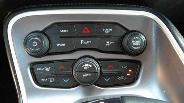 2022 Dodge Challenger - Image 15