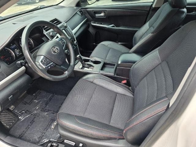 2017 TOYOTA Camry - Image 6