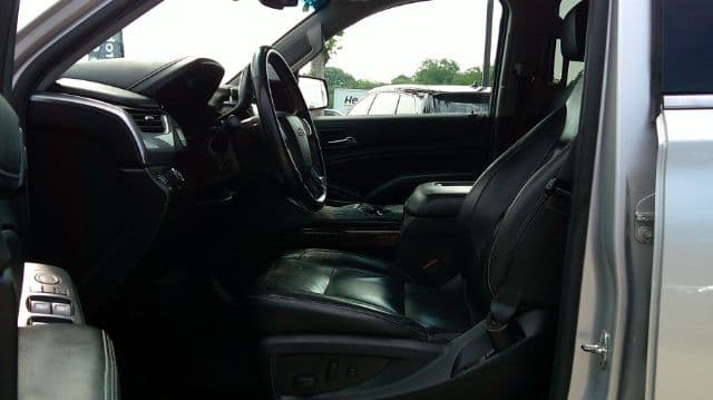 2018 CHEVROLET Suburban - Image 11