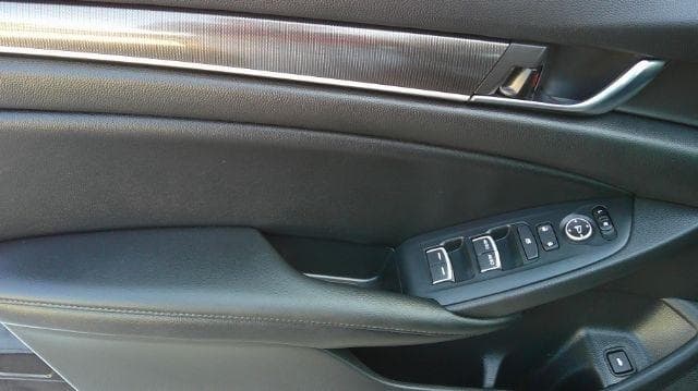 2022 Honda Accord - Image 12