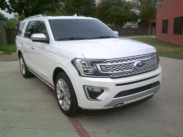 2019 Ford Expedition - Image 3