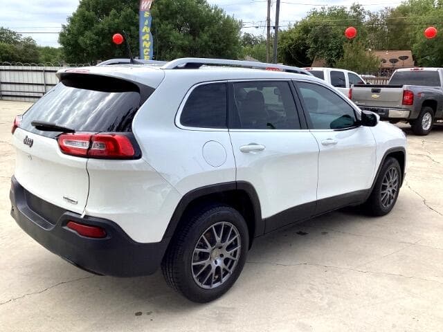 2018 Jeep Cherokee - Image 5