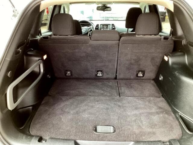 2018 Jeep Cherokee - Image 13