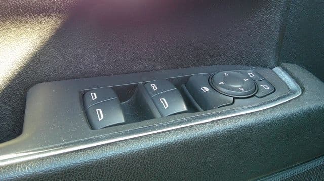 2024 Chevrolet Silverado - Image 19