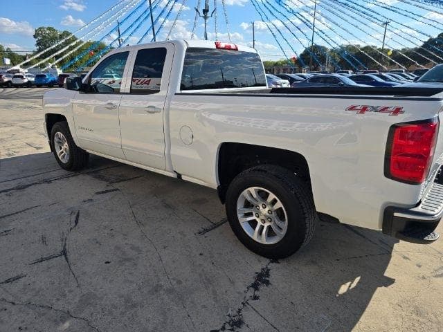 2017 CHEVROLET Silverado - Image 4