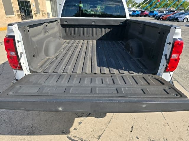 2017 CHEVROLET Silverado - Image 15