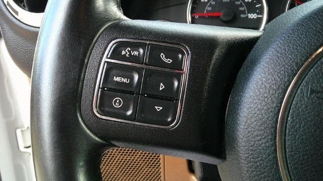 2012 Jeep Wrangler - Image 11