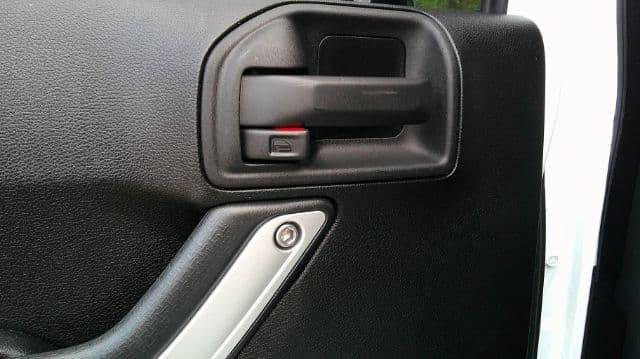 2012 Jeep Wrangler - Image 19