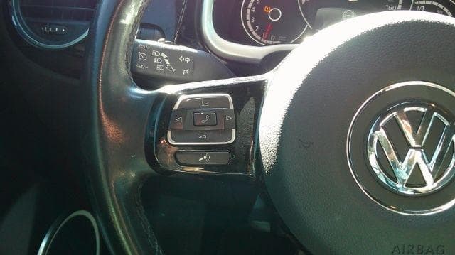 2016 Volkswagen Beetle - Image 6