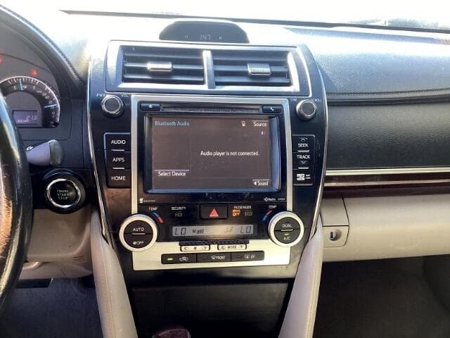 2014 TOYOTA Camry - Image 14