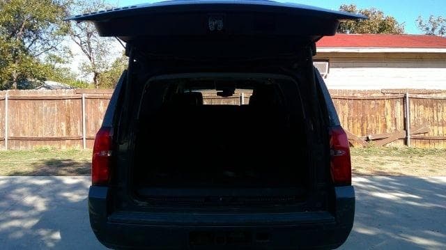 2020 Chevrolet Suburban - Image 5