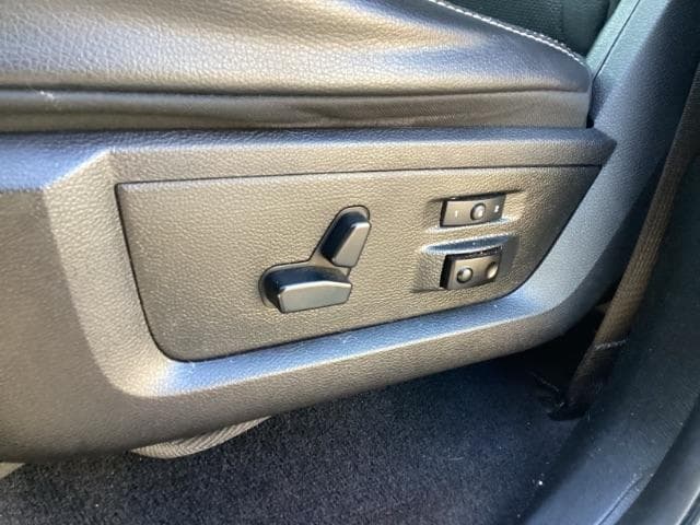 2014 RAM 1500 - Image 12