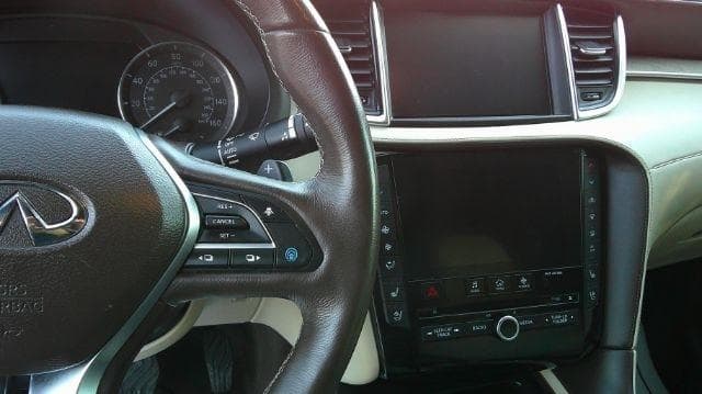 2019 Infiniti QX50 - Image 9