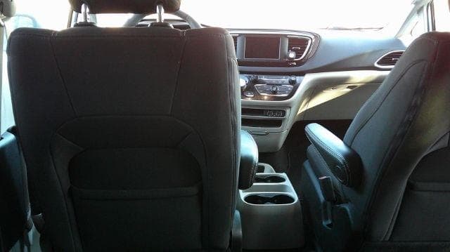 2023 Chrysler Voyager - Image 14