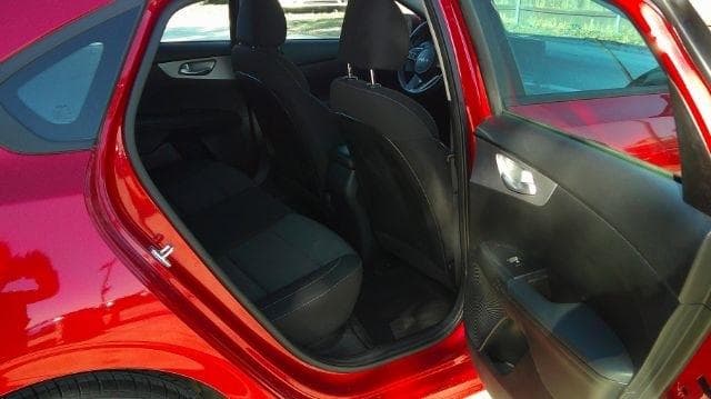 2023 Kia Forte - Image 11