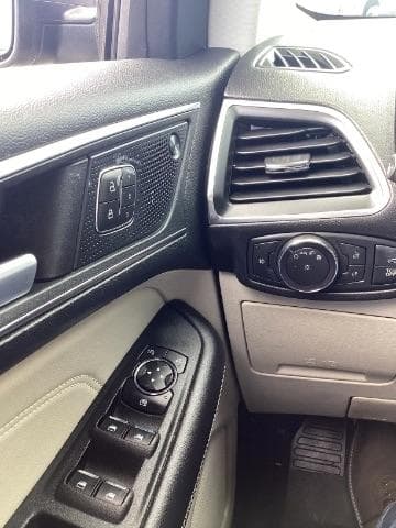 2022 FORD Edge - Image 25