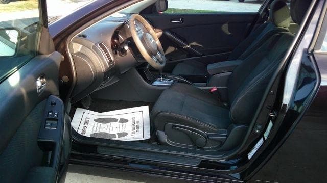 2010 Nissan Altima - Image 6
