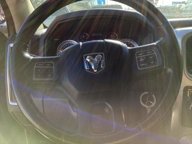 2017 RAM 1500 - Image 12