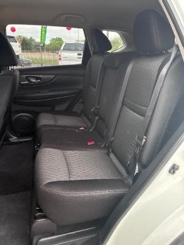 2019 NISSAN Rogue - Image 17