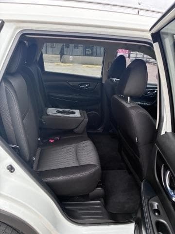 2019 NISSAN Rogue - Image 21