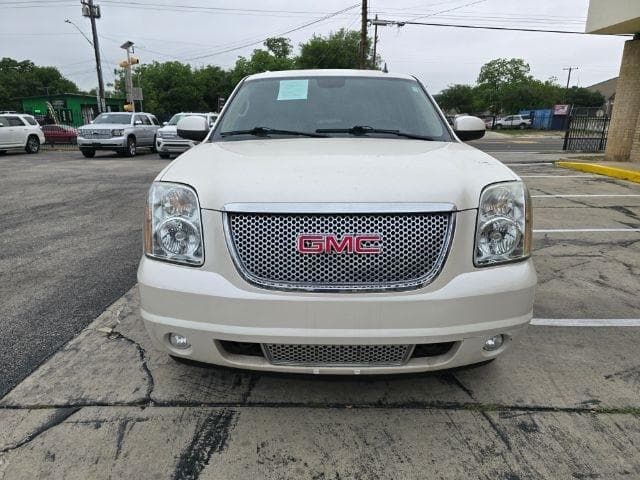 2013 GMC Yukon - Image 3