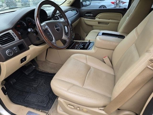 2013 GMC Yukon - Image 6