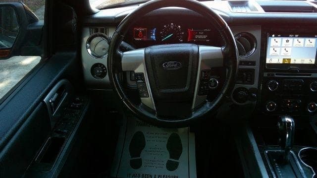 2017 FORD Expedition - Image 24