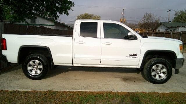 2014 GMC Sierra - Image 2