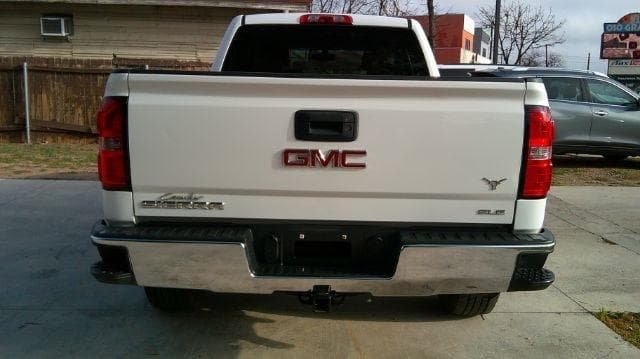 2014 GMC Sierra - Image 4