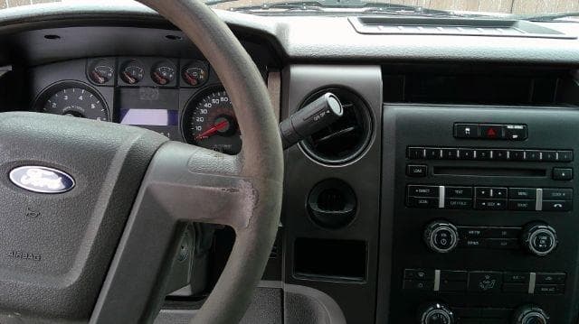 2010 FORD F-150 - Image 9