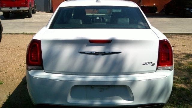 2015 CHRYSLER 300 - Image 3