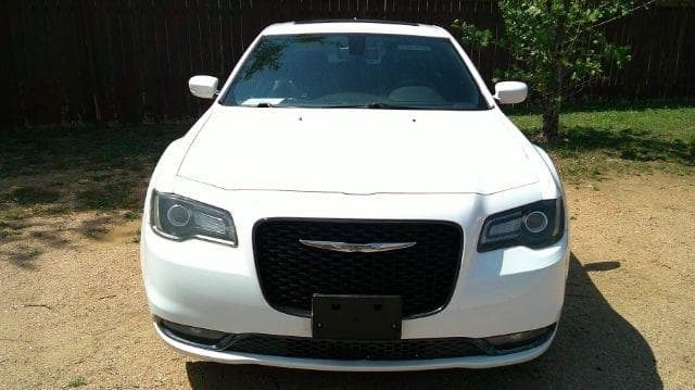 2015 CHRYSLER 300 - Image 6