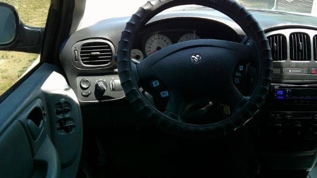 2007 DODGE Grand - Image 18