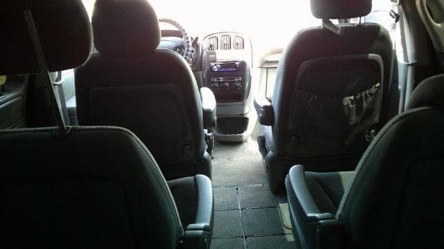 2007 DODGE Grand - Image 19