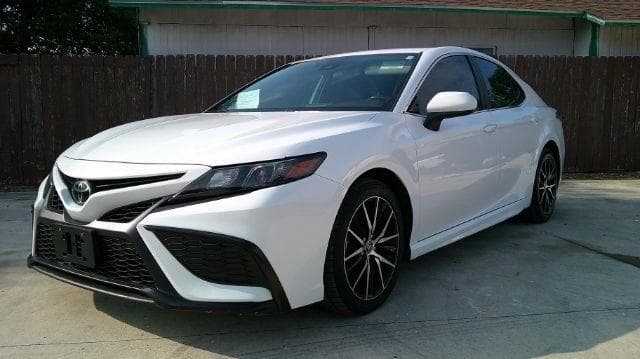 2021 TOYOTA Camry - Image 1