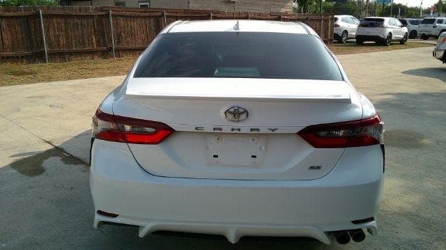 2021 TOYOTA Camry - Image 3