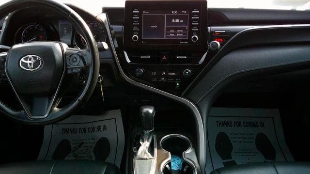 2021 TOYOTA Camry - Image 19