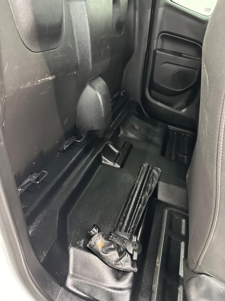 2020 CHEVROLET Colorado - Image 11